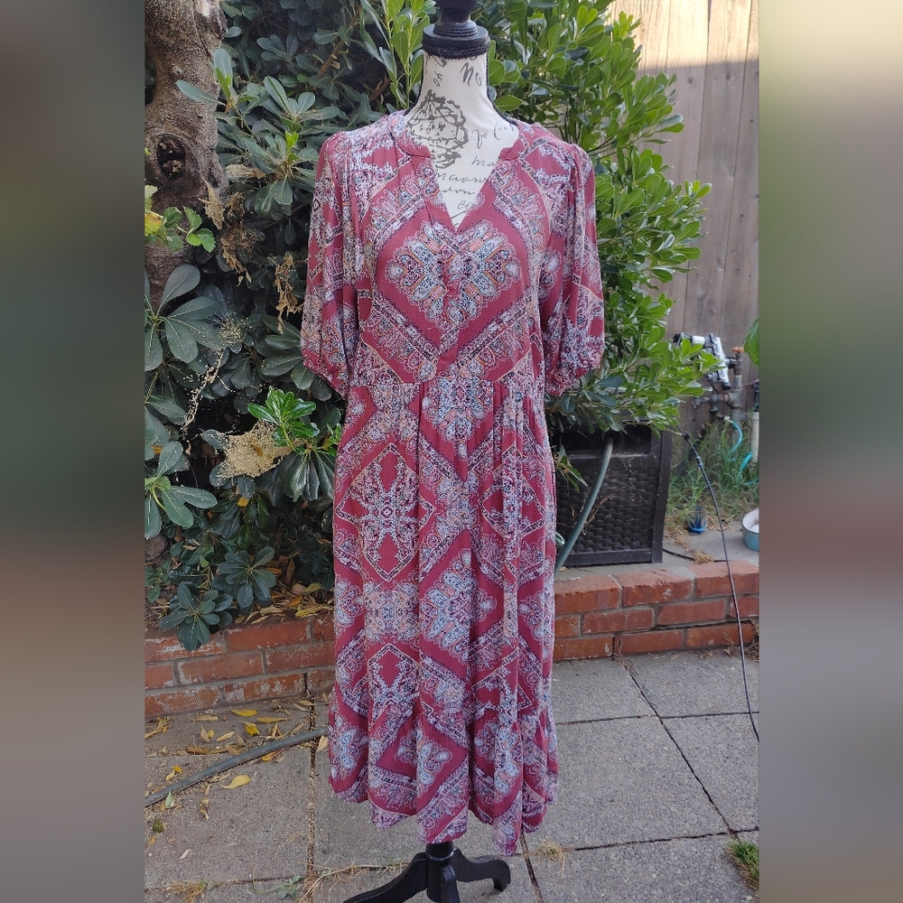 Bohemian Knox Rose Maxi Dress in Burgundy and White SZ M